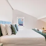 Mint Rooftop Лиссабон